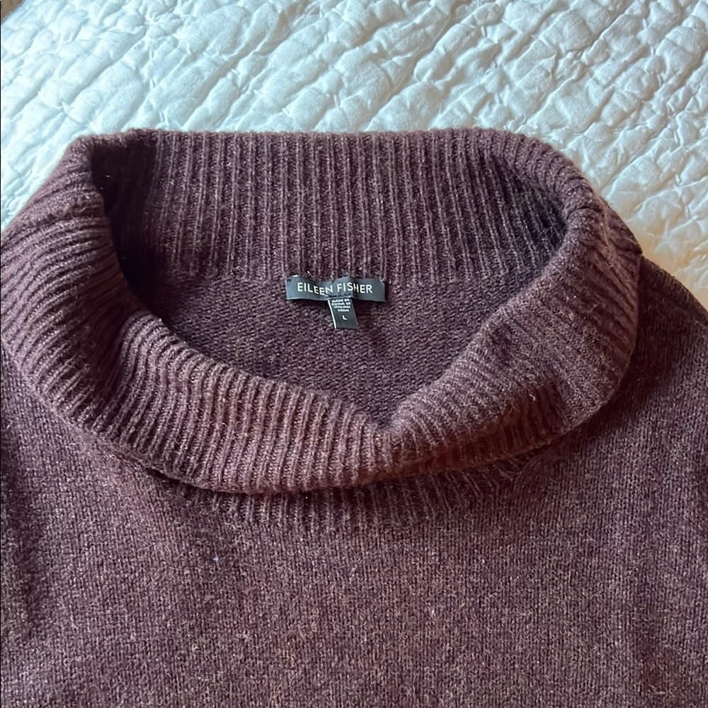 Eileen Fisher Merino Wool & Cashmere  Burgundy Wine Turtleneck Sweater